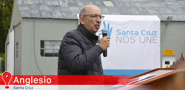 Anglesio Santa Cruz