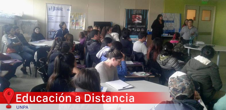 Comenzaron los talleres para ingresantes en los cibereducativos