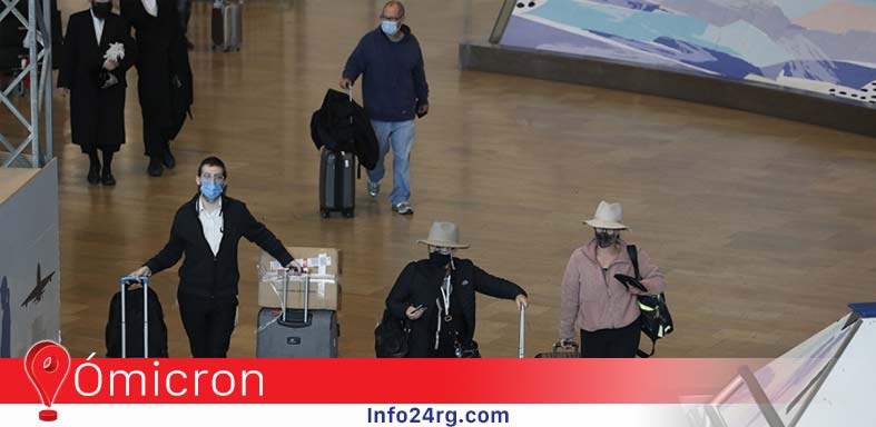 Más países cierran sus fronteras por la variante Ómicron