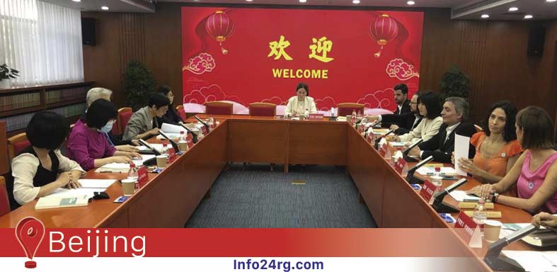 Máximo Kirchner visita la Academia China de Ciencias Sociales