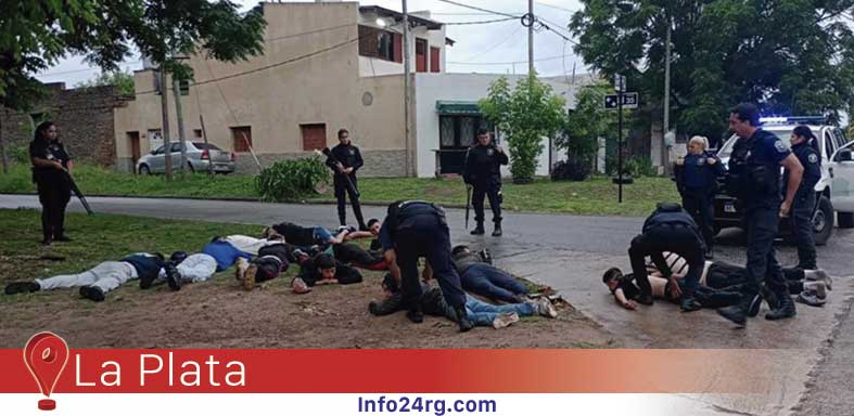 Asesinan a puñaladas a un joven