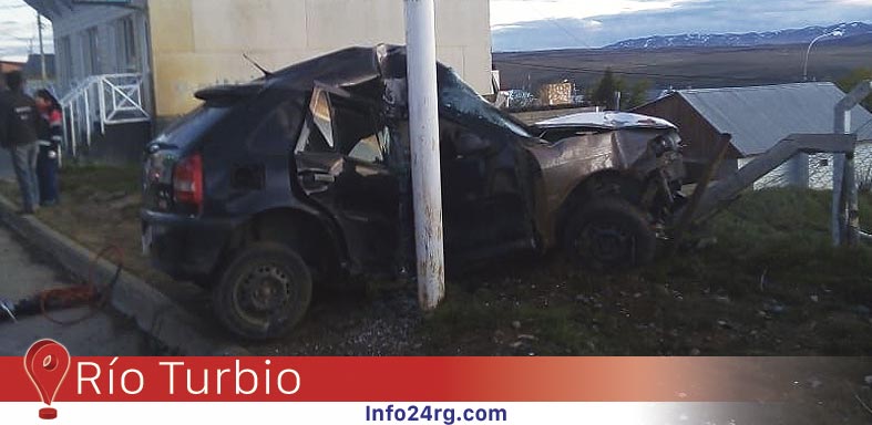 Dos jóvenes pierden la vida