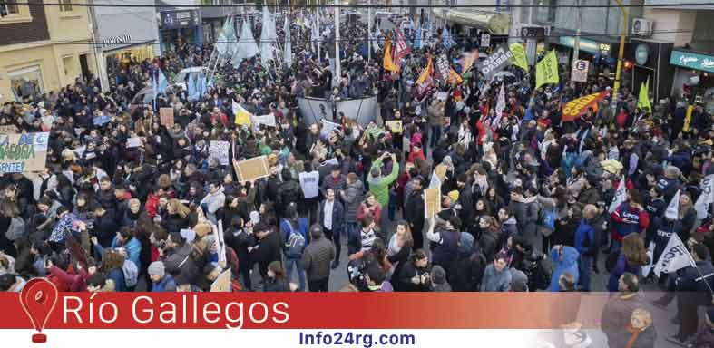 Marcha histórica en Río Gallegos