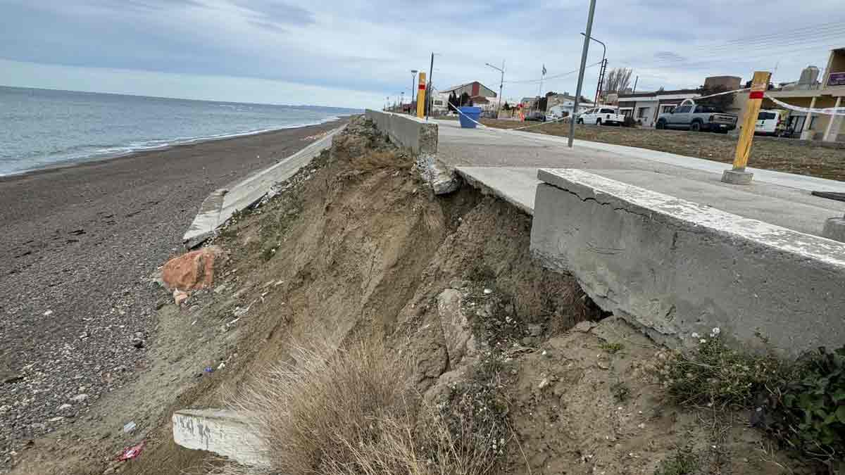 Caleta Olivia declaró la Emergencia Costera por el avance de la erosión