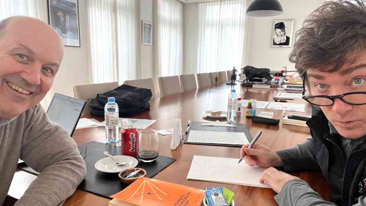 Un decreto de Sturzenegger terminó paralizando los puertos Argentinos