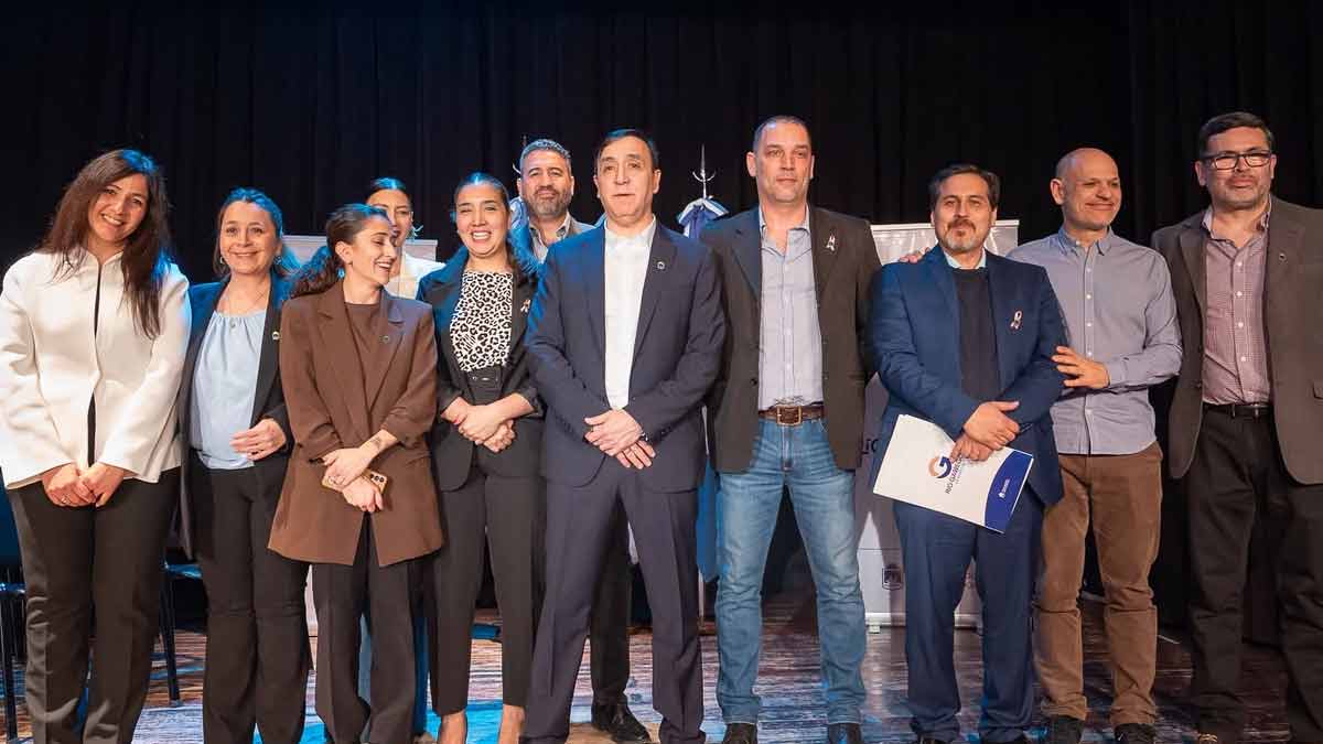 Grasso renovó parte del Gabinete y pidió respuestas rápidas ante un escenario complejo
