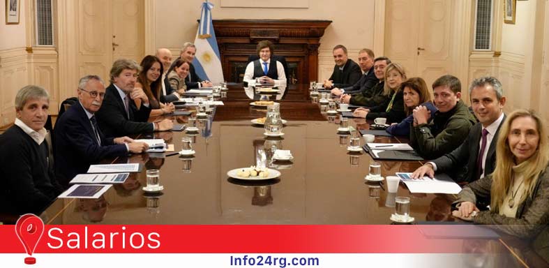 Milei duplicó los sueldos de sus ministros