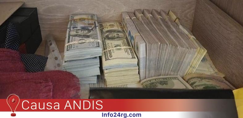 Funcionaria libertaria procesada y embargada 