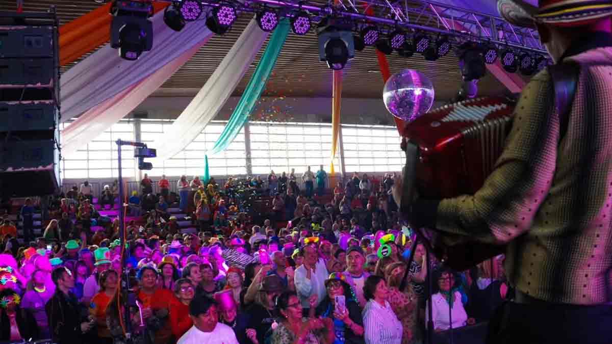 El Abuelazo Fest reunió a más de 800 personas y cerró con el Cuarteto Imperial