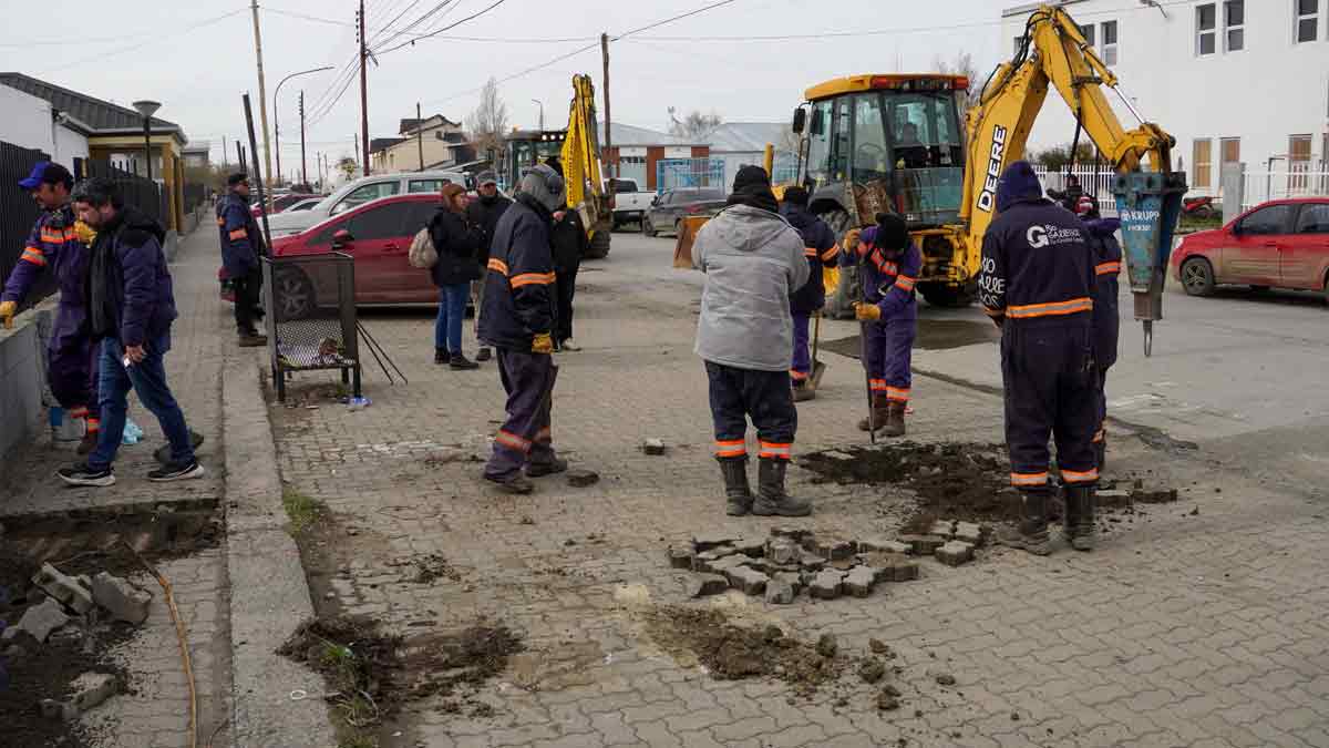 El Municipio intervino en el CAPS N.º 3 y resolvió una falla cloacal