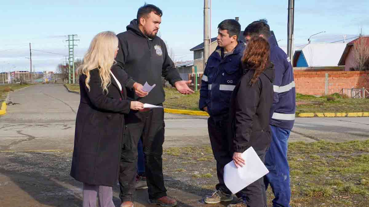 El Municipio coordina acciones con SPSE y avanza en obras para la ciudad