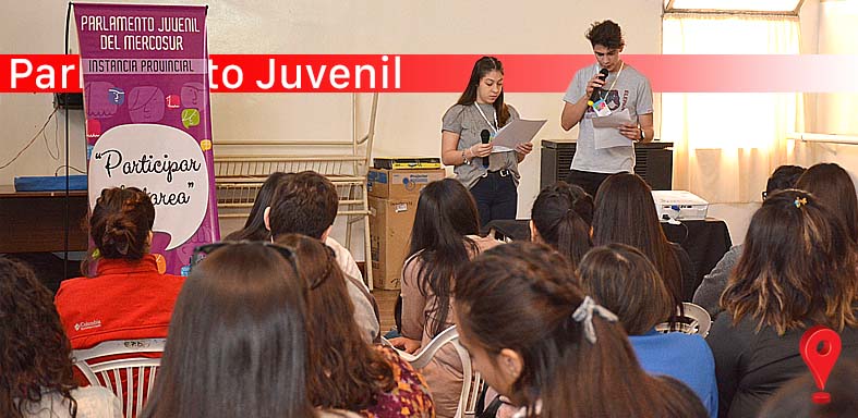 Los jóvenes expresaron sus opiniones en los debates por ejes